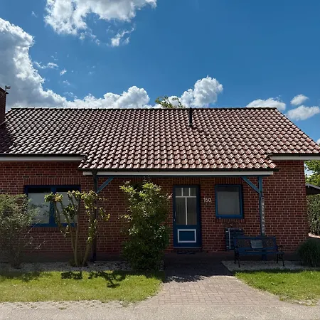 Haus Hafenblick * Walchum