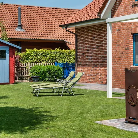 Haus Hafenblick Casa de Férias *