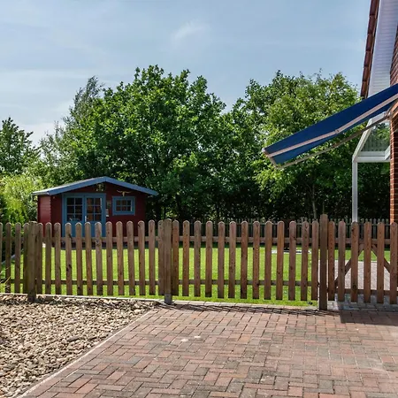 Haus Hafenblick Ferienhaus *